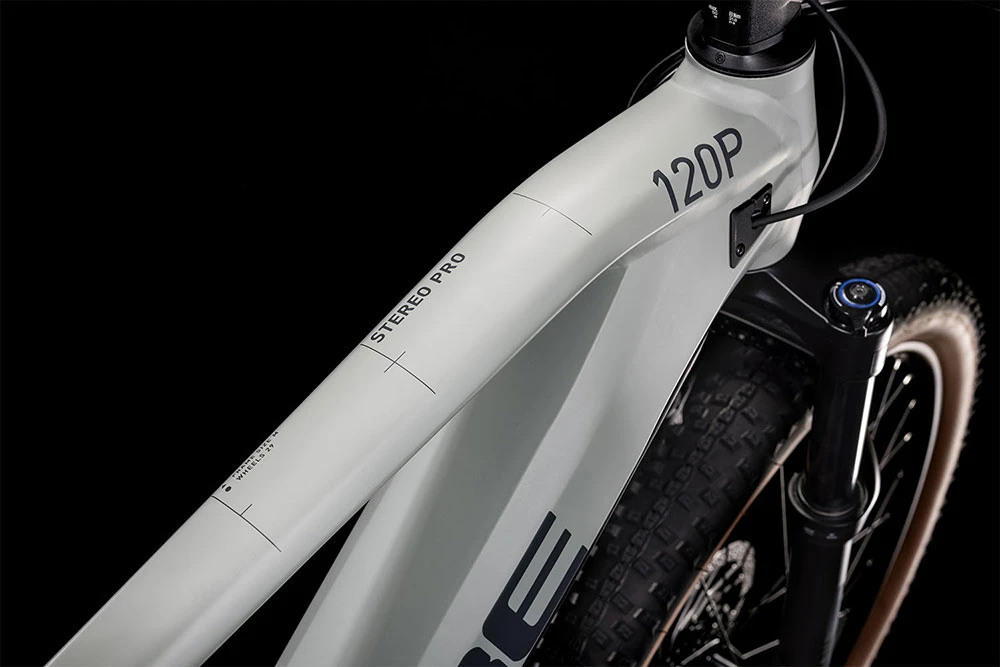 Cube Stereo Hybrid 120 Pro 625 Lunar´n´grey – Bild 2