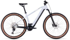 Cube Reaction Hybrid Pro 750 Flashwhite´n´black