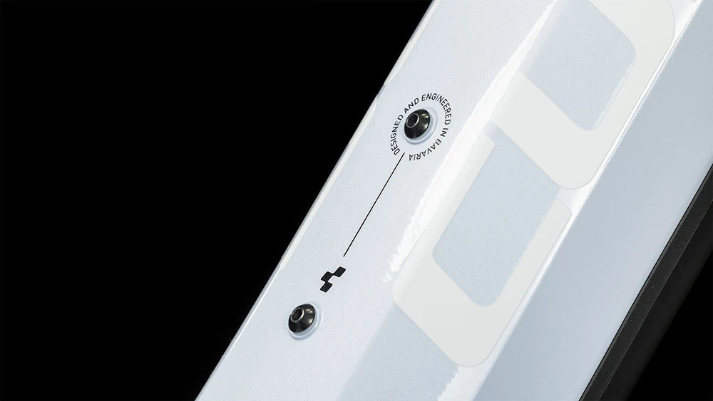 Cube Reaction Hybrid Pro 750 Flashwhite´n´black – Bild 4